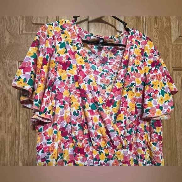 SHEIN Wrap Dress - Picture 2 of 5